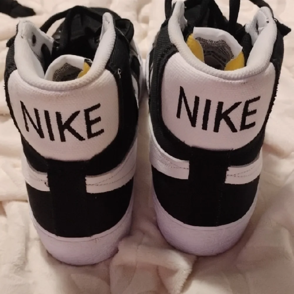 Nike SB Blazer Mid Black and White Sneakers - Picture 3 of 4